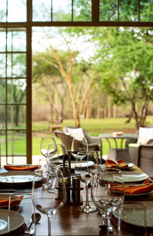 The Safari House Hotel Usa River Exterior photo